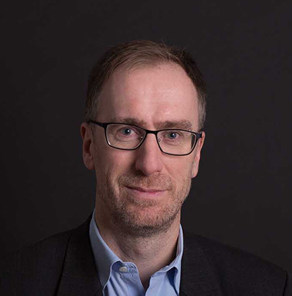 Foto John Vax, MBA, CFA